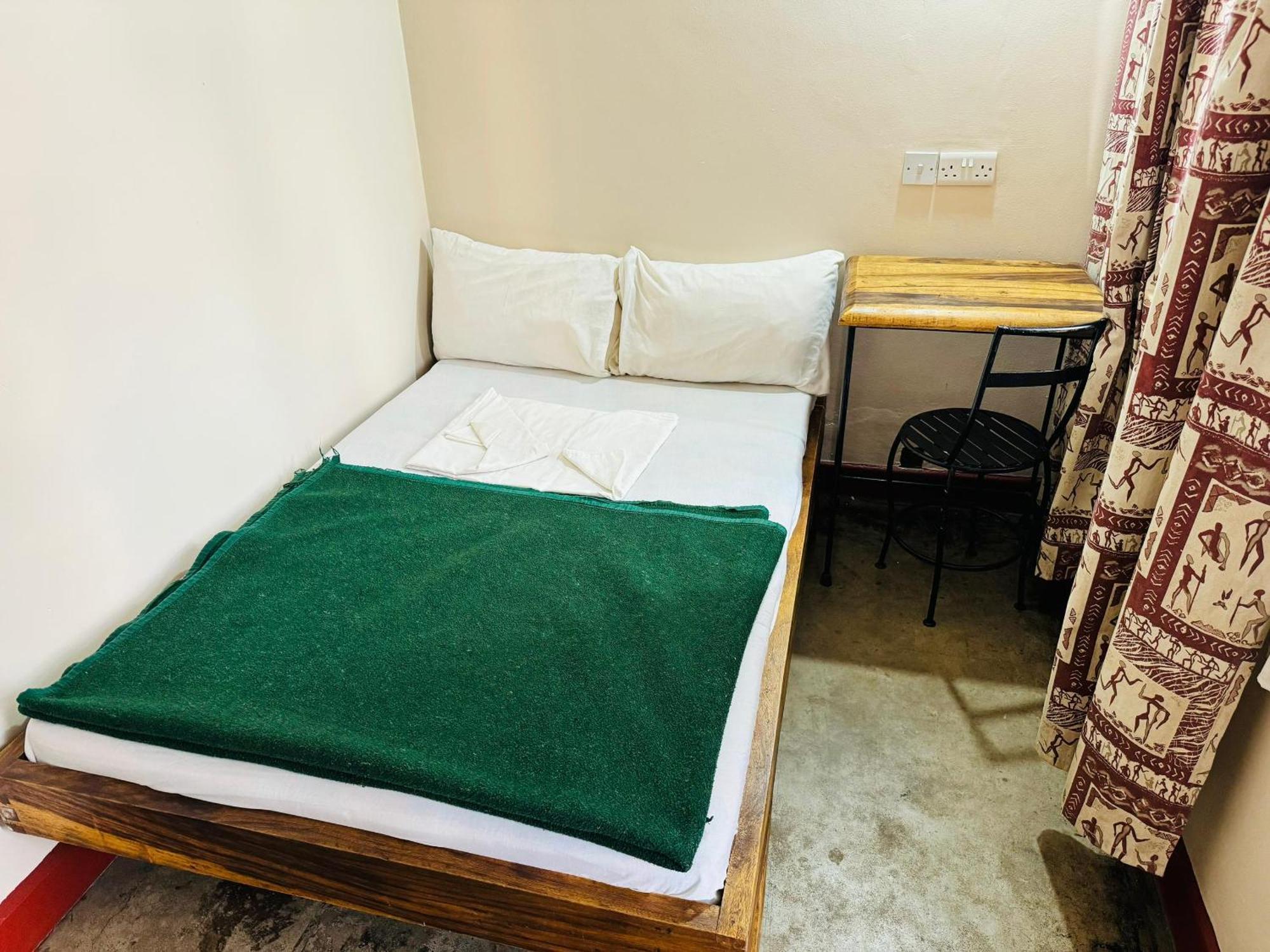 Arusha Backpackers Hotel Exterior foto