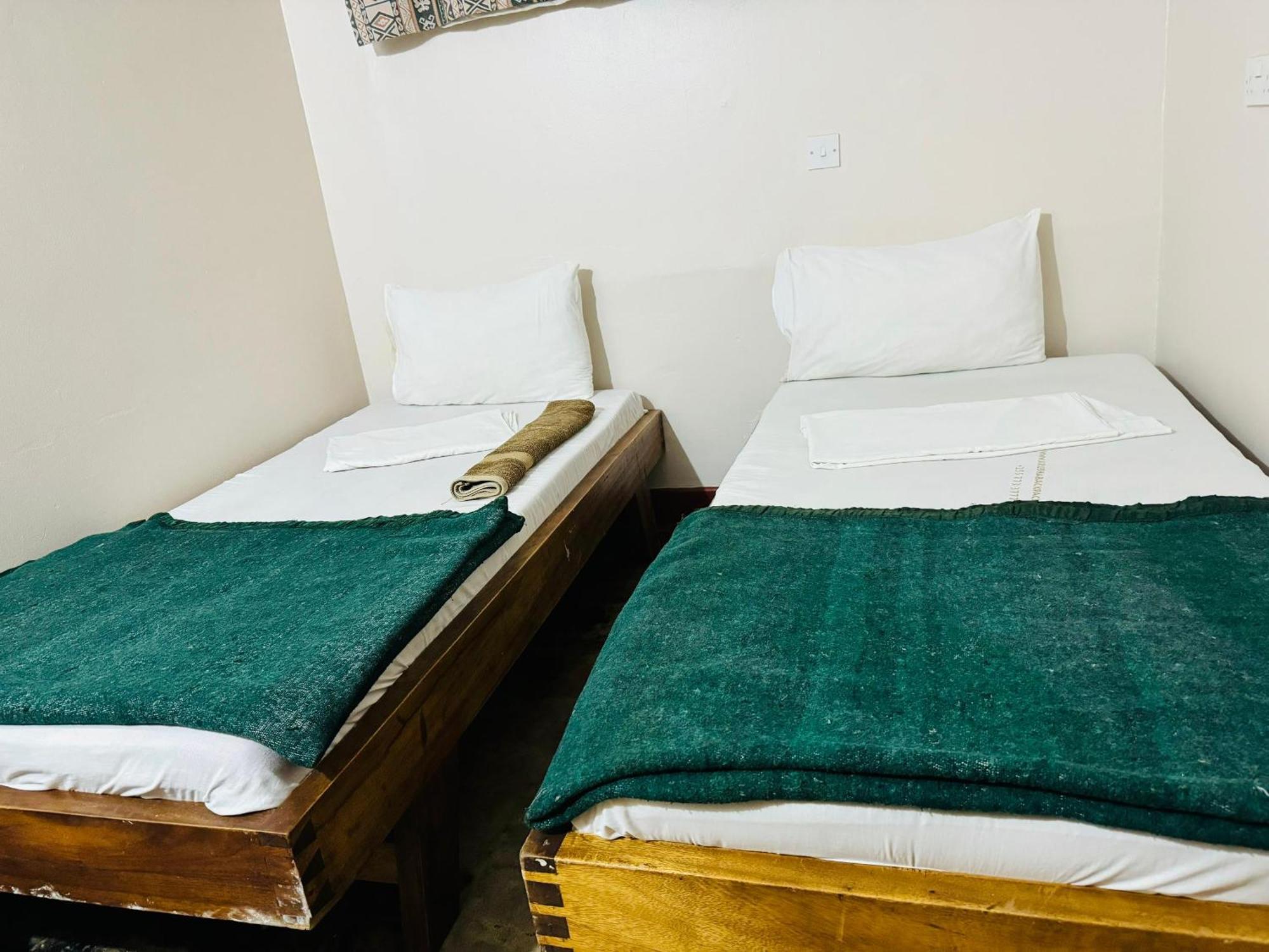 Arusha Backpackers Hotel Exterior foto