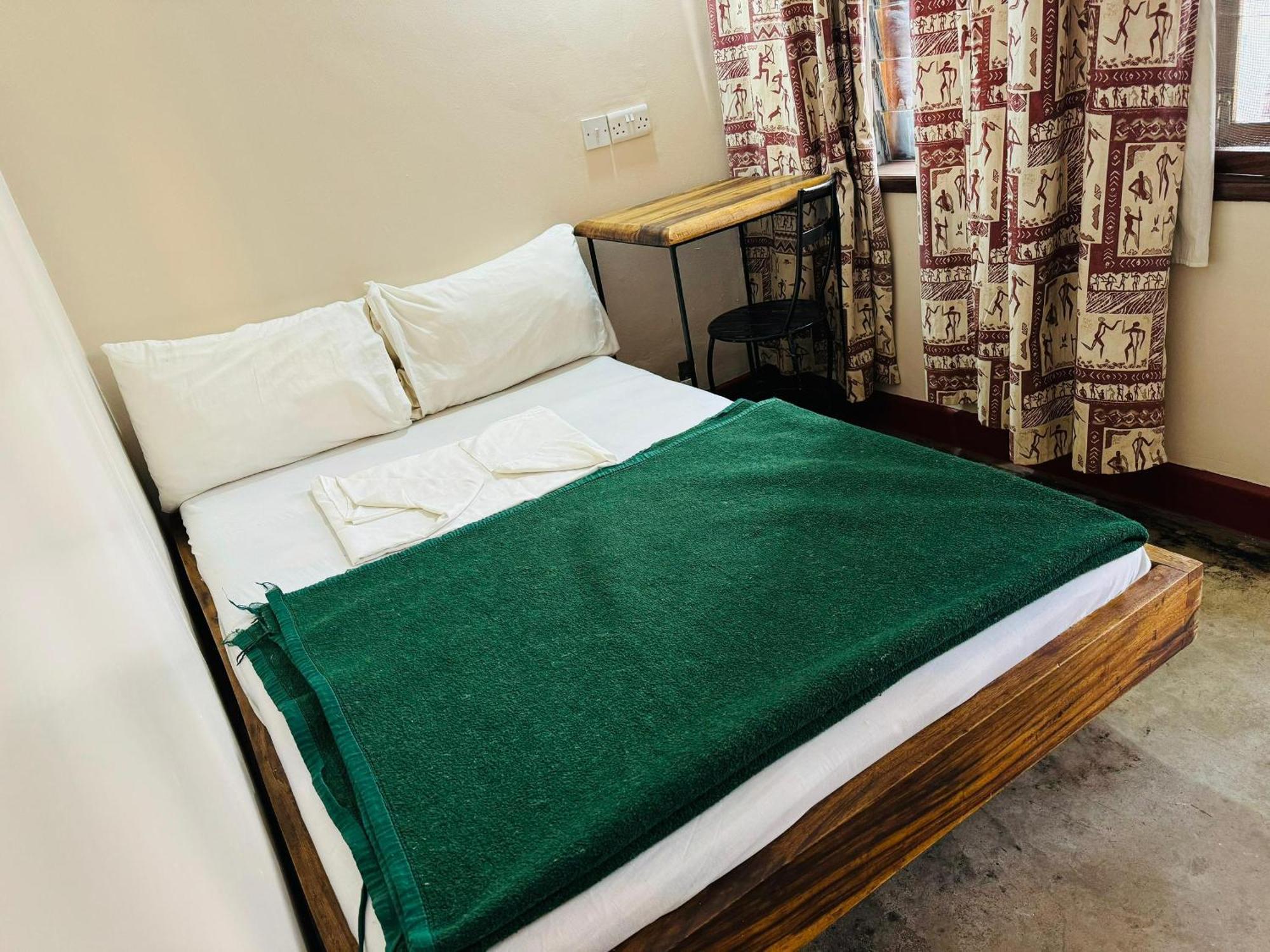 Arusha Backpackers Hotel Exterior foto
